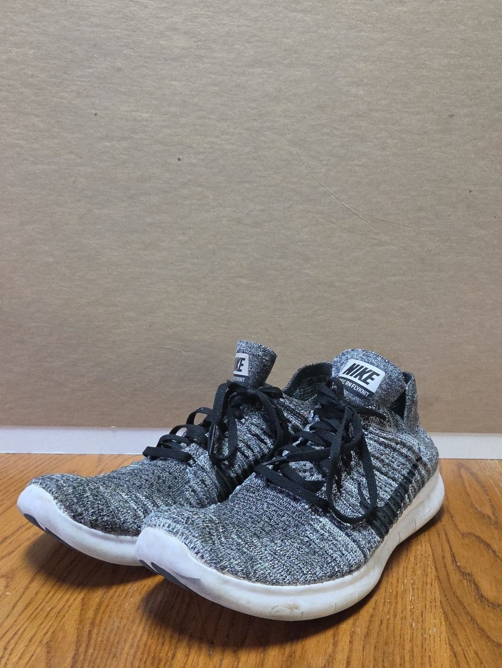 Nike Free RN Flyknit shoes 2016 Size 11
